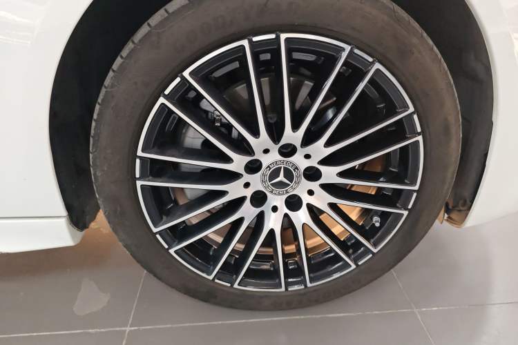 Used Mercedes-Benz C-Class 2024 C 260 L Sport Edition Exterior 4