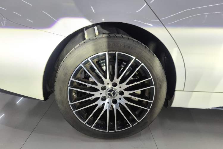 Used Mercedes-Benz C-Class 2024 Restyled C-Class 260 L Sport Edition Exterior 5
