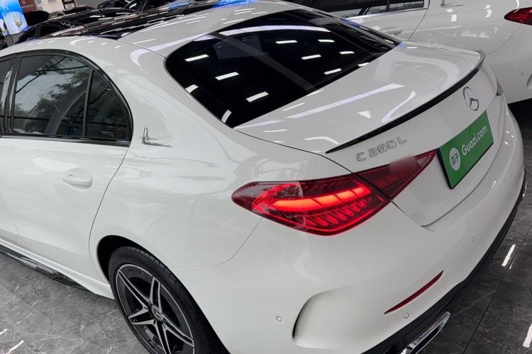 Used Mercedes-Benz C-Class 2024 Facelifted C-Class 260 L Night Edition Sports Version Exterior 5