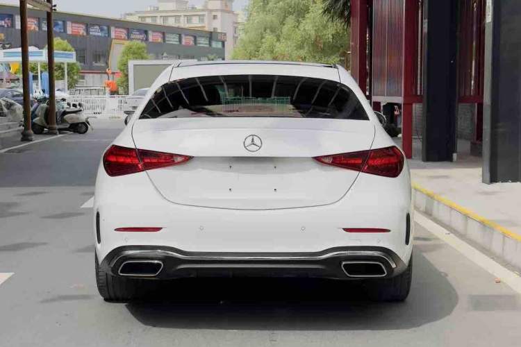 Used Mercedes-Benz C-Class 2024 Second Facelift C 260 L Sport Edition Exterior 5
