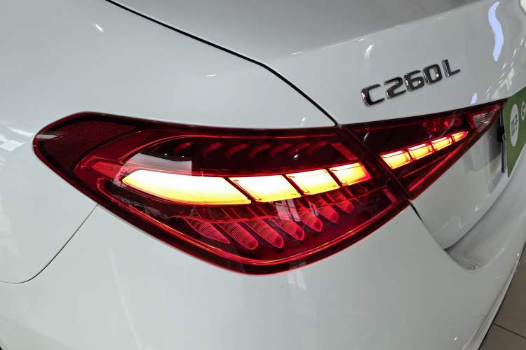 Used Mercedes-Benz C-Class 2024 Second Facelift C 260 L Sport Edition Exterior 6
