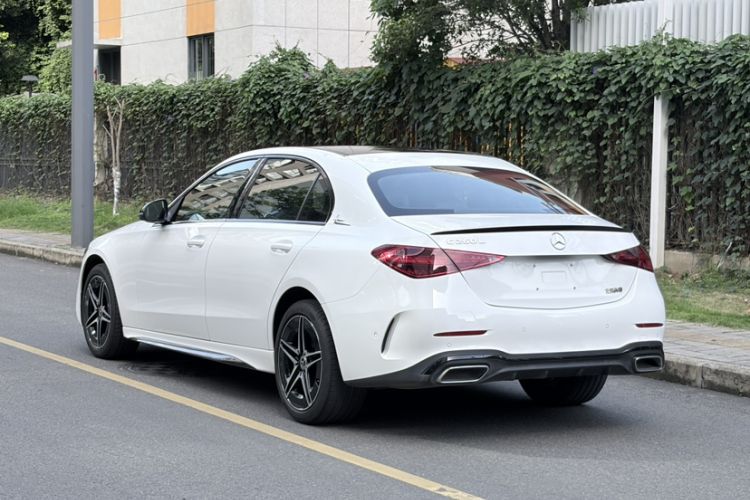 Used Mercedes-Benz C-Class 2024 Facelifted C-Class 260 L Night Edition Sports Version Exterior 7