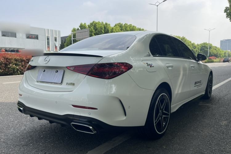 Used Mercedes-Benz C-Class 2024 Facelifted C-Class 260 L Night Edition Sports Version Exterior 7