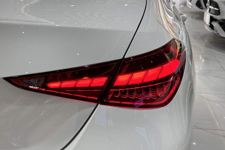Used Mercedes-Benz C-Class 2024 C 200 L Sport Edition Exterior 7
