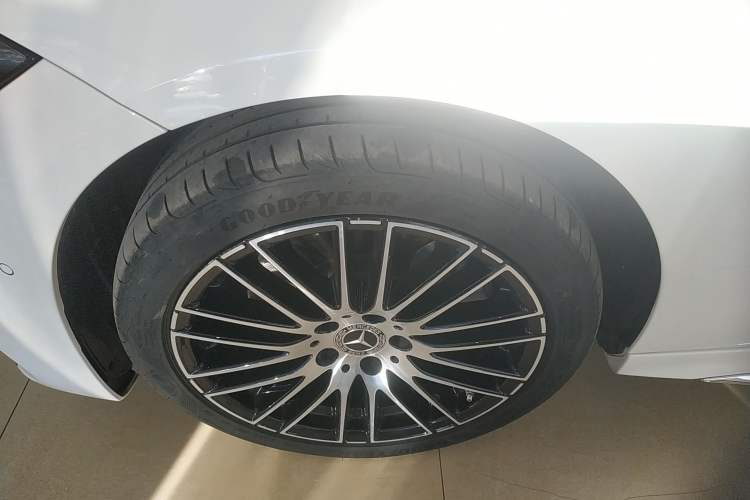Used Mercedes-Benz C-Class 2024 Restyled C 260 L Sport Edition Exterior 7