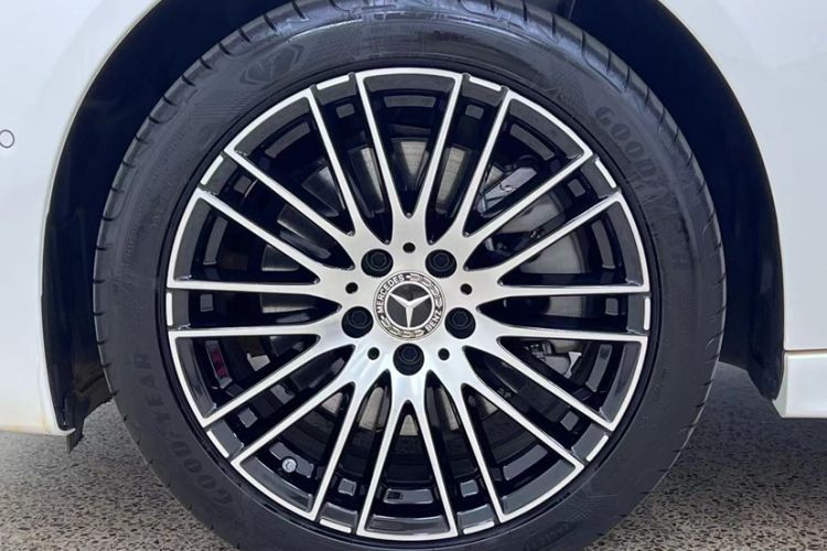 Used Mercedes-Benz C-Class 2024 Restyled C-Class 260 L Sport Edition Exterior 8