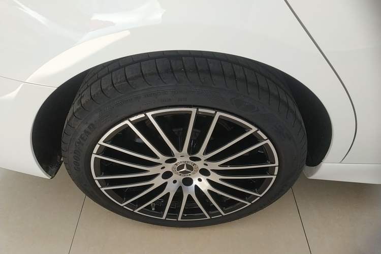 Used Mercedes-Benz C-Class 2024 Restyled C 260 L Sport Edition Exterior 8