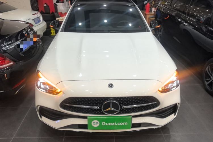 Used Mercedes-Benz C-Class 2024 Facelifted C-Class 260 L Night Edition Sports Version Front