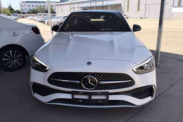 Used Mercedes-Benz C-Class 2024 Facelifted C-Class 260 L Night Edition Sports Version Front
