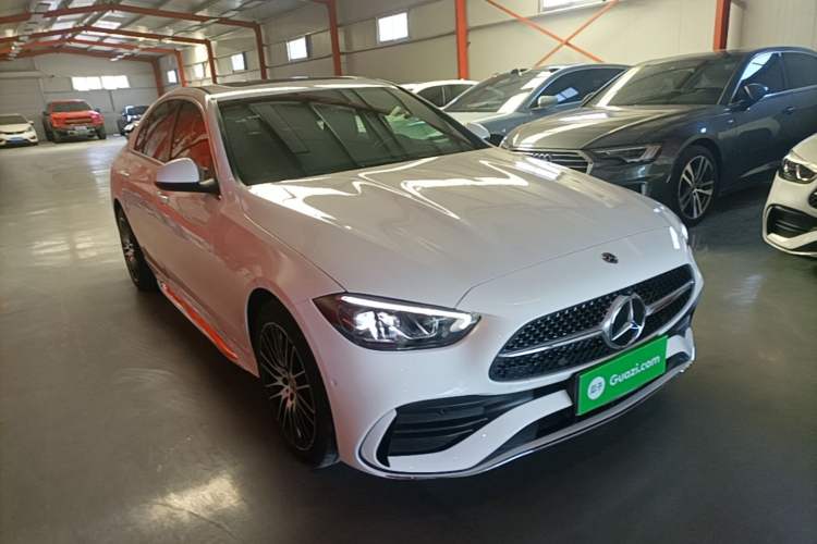 Used Mercedes-Benz C-Class 2024 C 200 L Sport Edition Front Right 45 Deg
