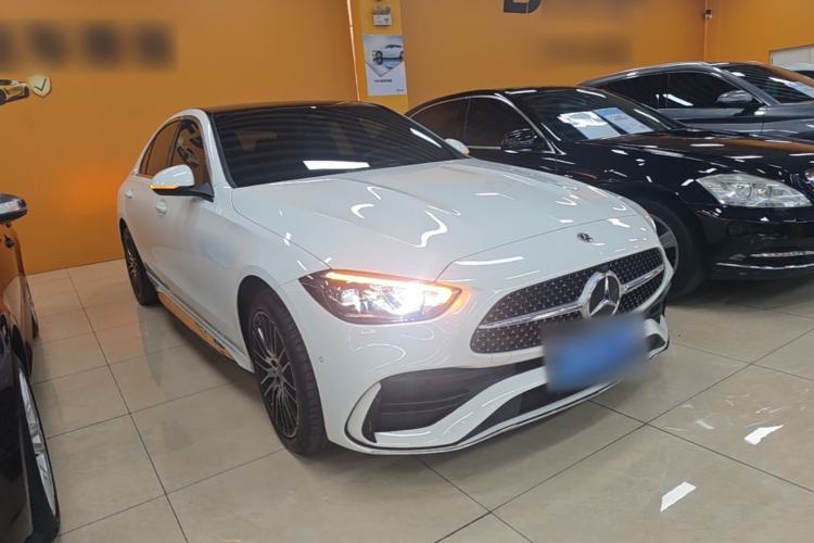 Used Mercedes-Benz C-Class 2024 Restyled C-Class 260 L Sport Edition Front Right 45 Deg
