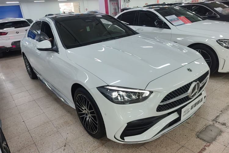 Used Mercedes-Benz C-Class 2024 Restyled C 260 L Sport Edition Front Right 45 Deg
