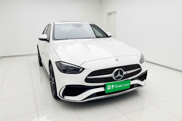 Used Mercedes-Benz C-Class 2024 C 200 L Sport Edition Front Right 45 Deg
