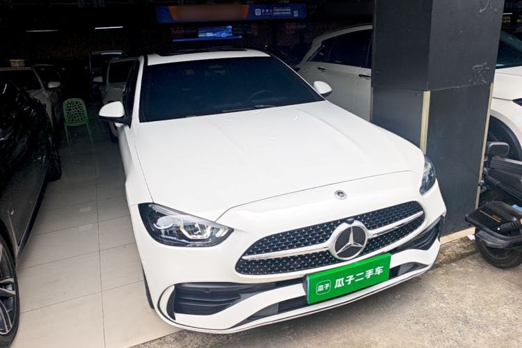 Used Mercedes-Benz C-Class 2024 C 200 L Sport Edition Front Right 45 Deg