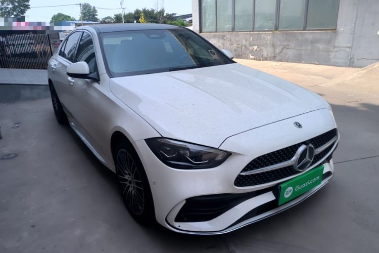 Used Mercedes-Benz C-Class 2024 Second Facelift C 260 L Sport Edition Front Right 45 Deg
