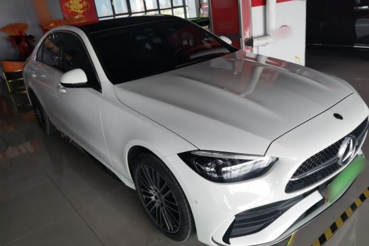 Used Mercedes-Benz C-Class 2024 Second Facelift C 260 L Sport Edition Front Right 45 Deg