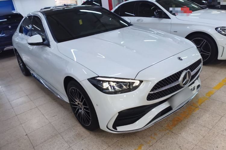 Used Mercedes-Benz C-Class 2024 Restyled C 260 L Sport Edition Front Right 45 Deg
