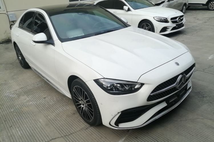 Used Mercedes-Benz C-Class 2024 Restyled C-Class 260 L Sport Edition Front Right 45 Deg