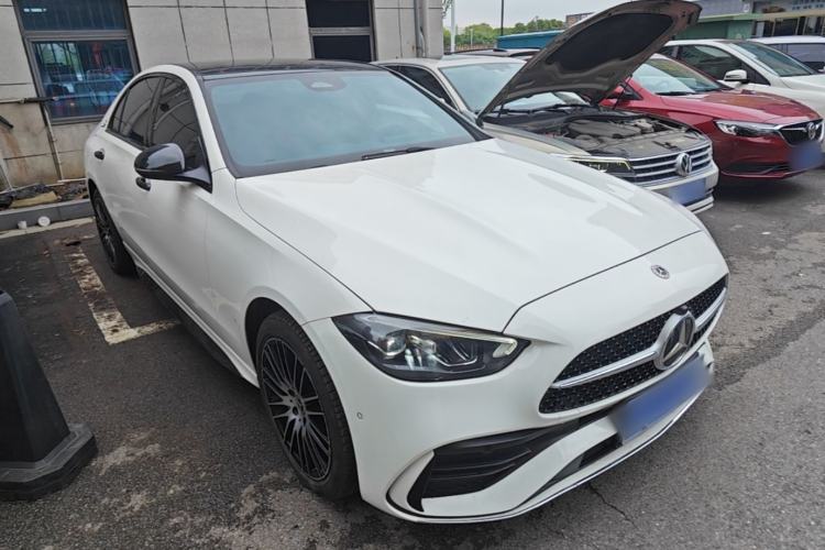 Used Mercedes-Benz C-Class 2024 Restyled C 260 L Sport Edition Front Right 45 Deg