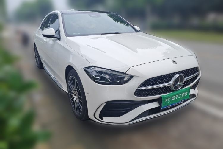 Used Mercedes-Benz C-Class 2024 Restyled C 260 L Sport Edition Front Right 45 Deg