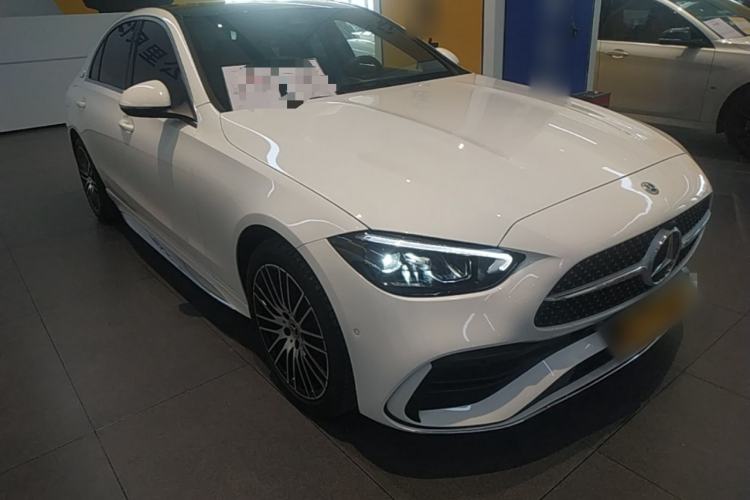 Used Mercedes-Benz C-Class 2024 Second Facelift C 260 L Sport Edition Front Right 45 Deg