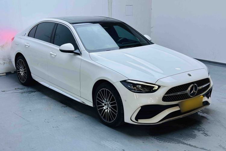Used Mercedes-Benz C-Class 2024 C 200 L Sport Edition Front Right 45 Deg