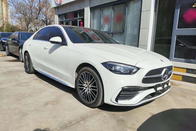 Used Mercedes-Benz C-Class 2024 Second Facelift C 260 L Sport Edition Front Right 45 Deg