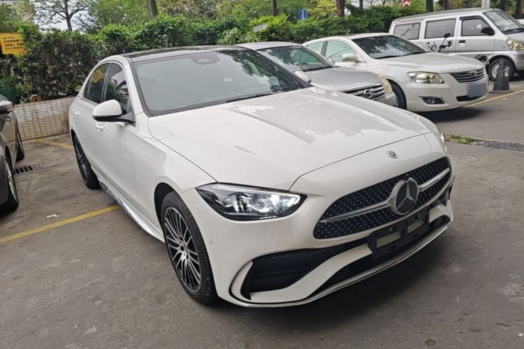Used Mercedes-Benz C-Class 2024 C 260 L Sport Edition Front Right 45 Deg
