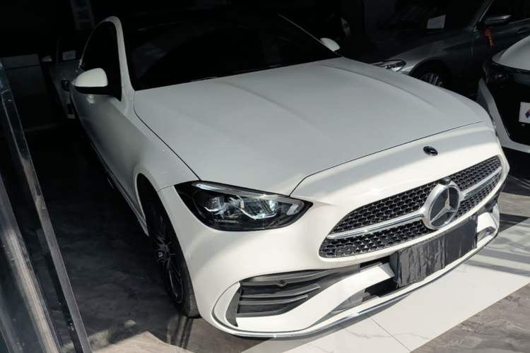 Used Mercedes-Benz C-Class 2024 C 260 L Sport Edition Front Right 45 Deg