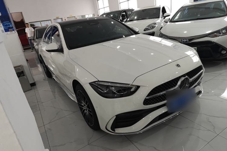 Used Mercedes-Benz C-Class 2024 Restyled C 260 L Sport Edition Front Right 45 Deg
