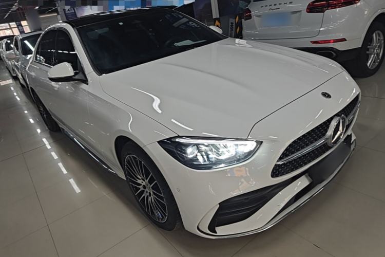 Used Mercedes-Benz C-Class 2024 Restyled C 260 L Sport Edition Front Right 45 Deg