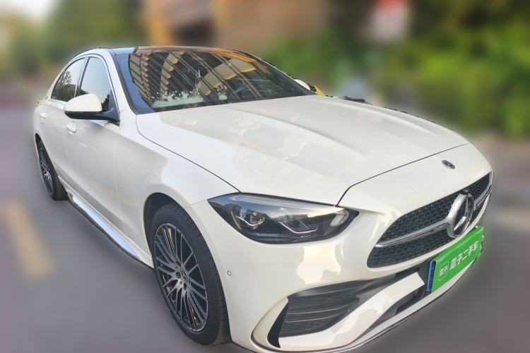 Used Mercedes-Benz C-Class 2024 C 260 L Sport Edition Front Right 45 Deg