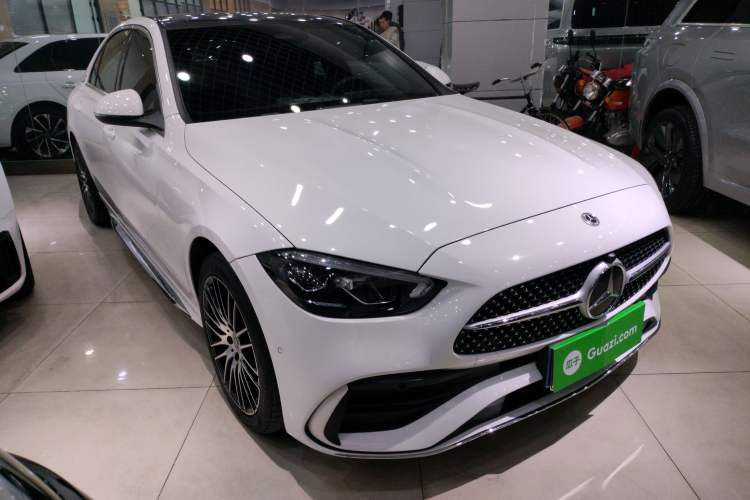 Used Mercedes-Benz C-Class 2024 Restyled C 260 L Sport Edition Front Right 45 Deg