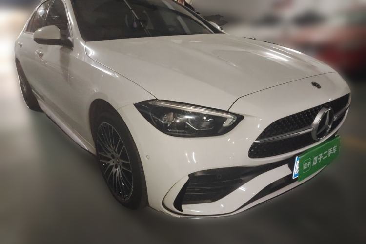 Used Mercedes-Benz C-Class 2024 C 200 L Sport Edition Front Right 45 Deg