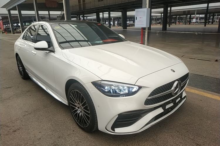 Used Mercedes-Benz C-Class 2024 Restyled C 260 L Sport Edition Front Right 45 Deg