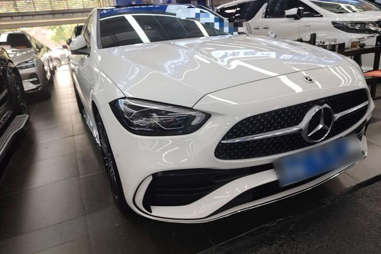 Used Mercedes-Benz C-Class 2024 Restyled C-Class 260 L Sport Edition Front Right 45 Deg