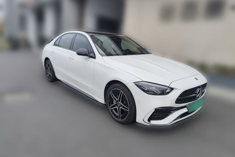 Used Mercedes-Benz C-Class 2024 Facelifted C-Class 260 L Night Edition Sports Version Front Right 45 Deg