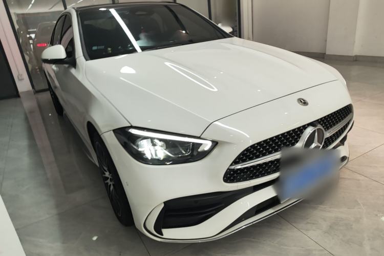 Used Mercedes-Benz C-Class 2024 Second Facelift C 260 L Sport Edition Front Right 45 Deg