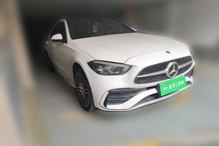 Used Mercedes-Benz C-Class 2024 C 260 L Sport Edition Front Right 45 Deg
