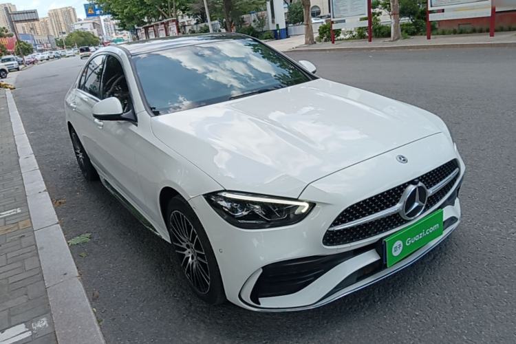 Used Mercedes-Benz C-Class 2024 Restyled C-Class 260 L Sport Edition Front Right 45 Deg