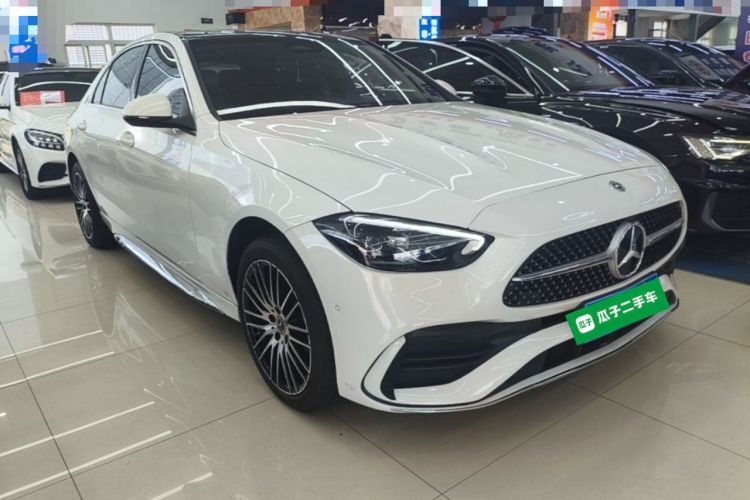 Used Mercedes-Benz C-Class 2024 C 260 L Sport Edition Front Right 45 Deg