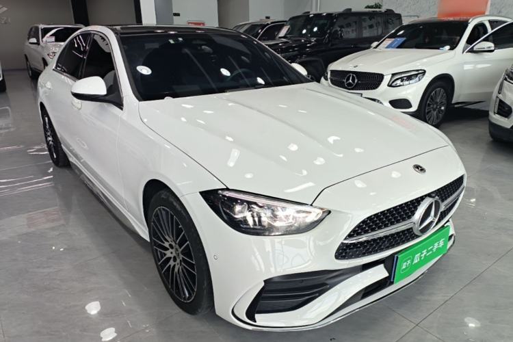 Used Mercedes-Benz C-Class 2024 Restyled C-Class 260 L Sport Edition Front Right 45 Deg