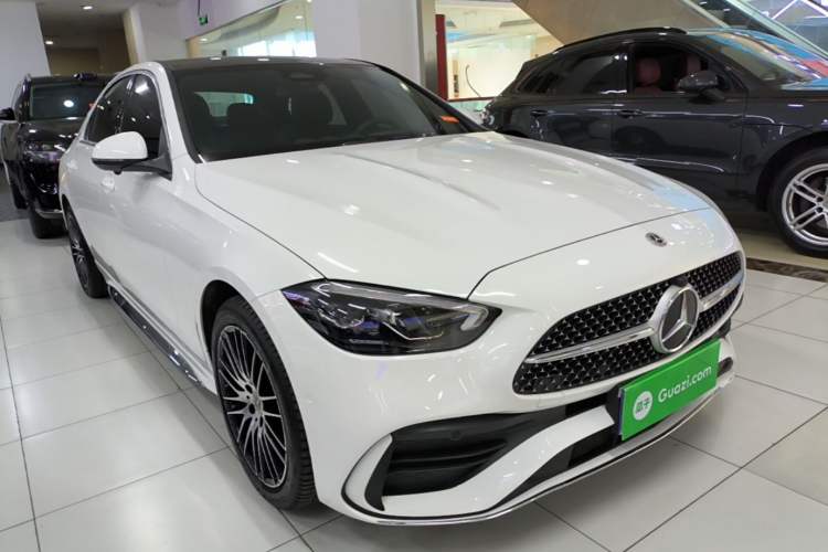 Used Mercedes-Benz C-Class 2024 Restyled C 260 L Sport Edition Front Right 45 Deg