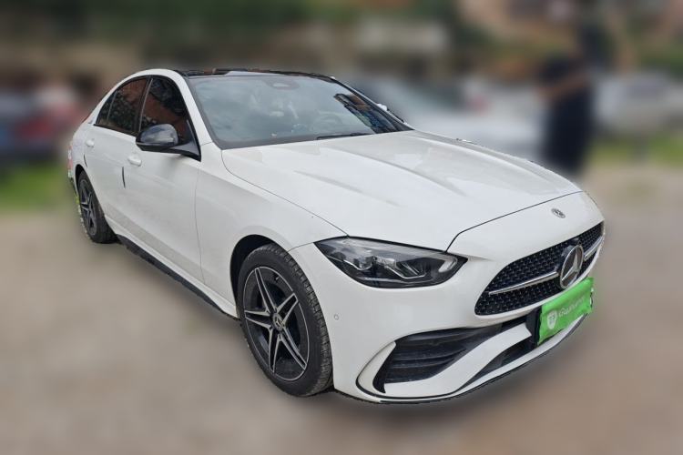 Used Mercedes-Benz C-Class 2024 Facelifted C-Class 260 L Night Edition Sports Version Front Right 45 Deg