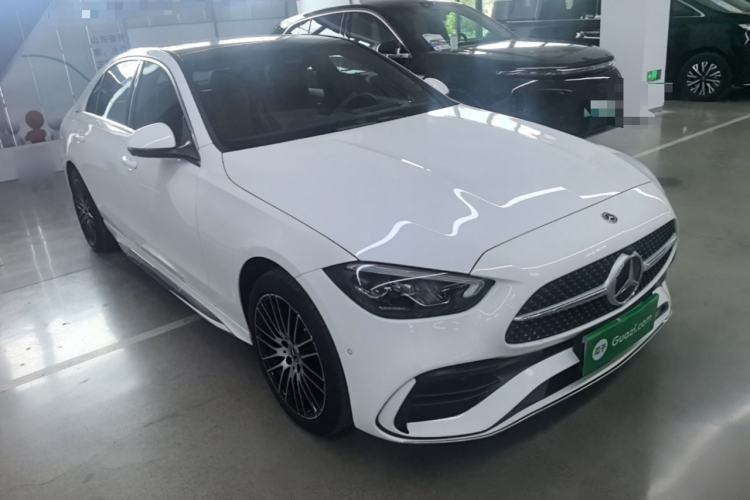Used Mercedes-Benz C-Class 2024 Restyled C 260 L Sport Edition Front Right 45 Deg