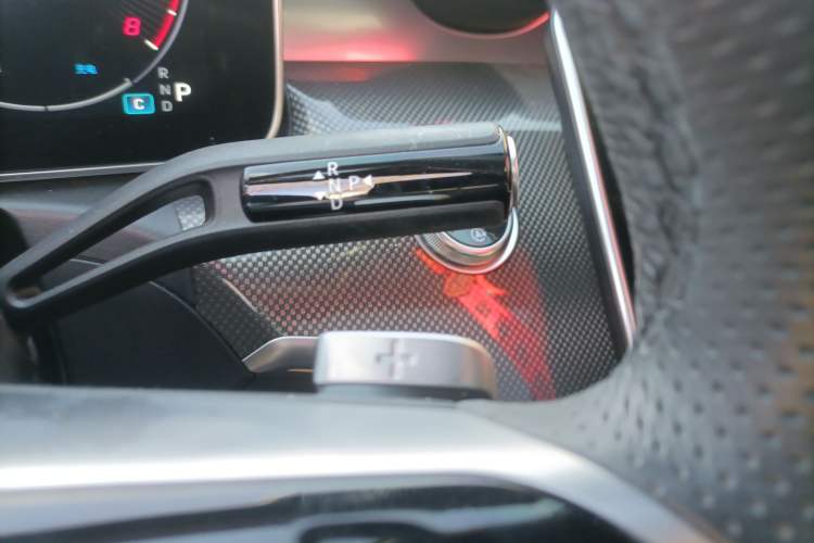 Used Mercedes-Benz C-Class 2024 Restyled C 260 L Sport Edition Gear Lever