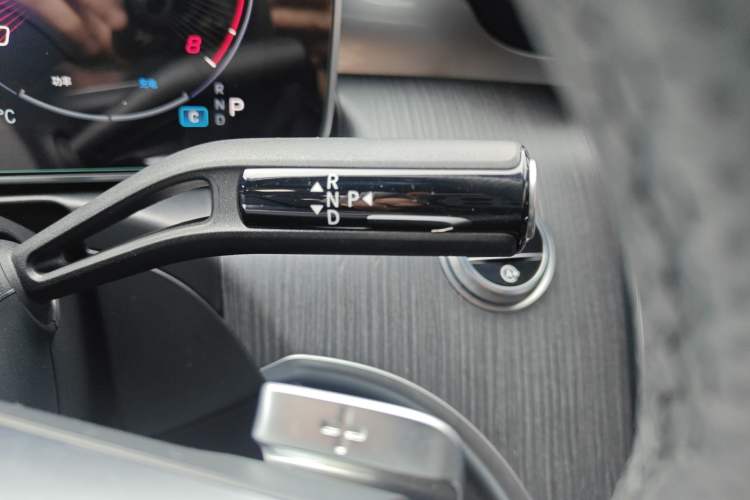 Used Mercedes-Benz C-Class 2024 C 260 L Sport Edition Gear Lever