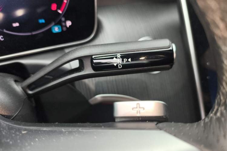 Used Mercedes-Benz C-Class 2024 C 260 L Sport Edition Gear Lever