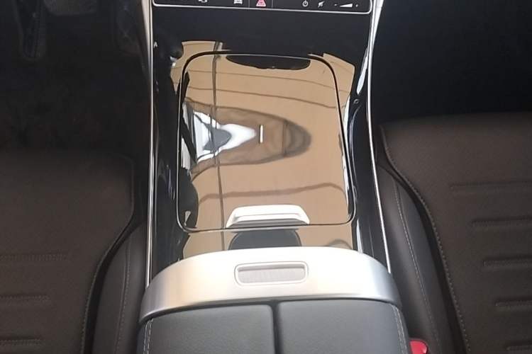 Used Mercedes-Benz C-Class 2024 Restyled C-Class 260 L Sport Edition Gear Lever