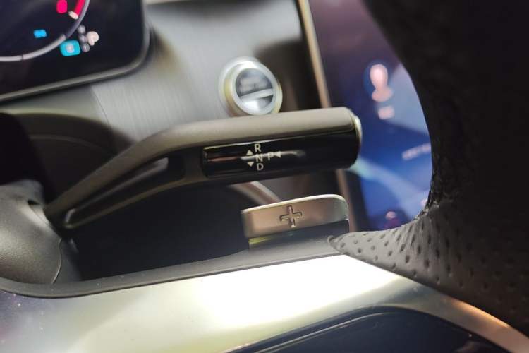 Used Mercedes-Benz C-Class 2024 Restyled C-Class 260 L Sport Edition Gear Lever